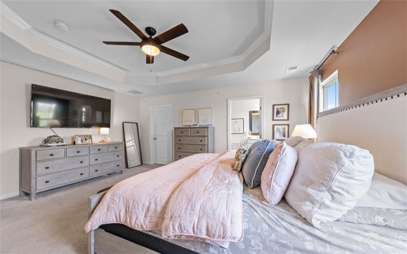 4001 Saint Andrews Ct, Jeannette, 15644, 3 Bedroom Bedrooms, 8 Room Rooms,2.1 BathroomBathrooms,Residential,For Sale,Saint Andrews Ct,1773700