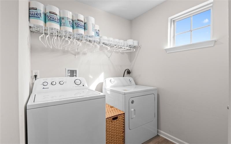 4001 Saint Andrews Ct, Jeannette, 15644, 3 Bedroom Bedrooms, 8 Room Rooms,2.1 BathroomBathrooms,Residential,For Sale,Saint Andrews Ct,1773700