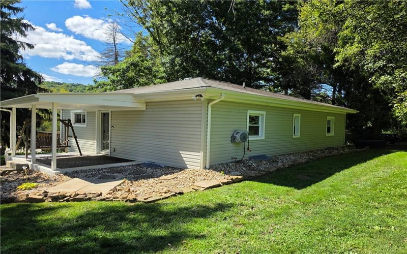 550 State Route 356, Apollo, 15613, 2 Bedroom Bedrooms, 6 Room Rooms,1.1 BathroomBathrooms,Residential,For Sale,State Route 356,1773727