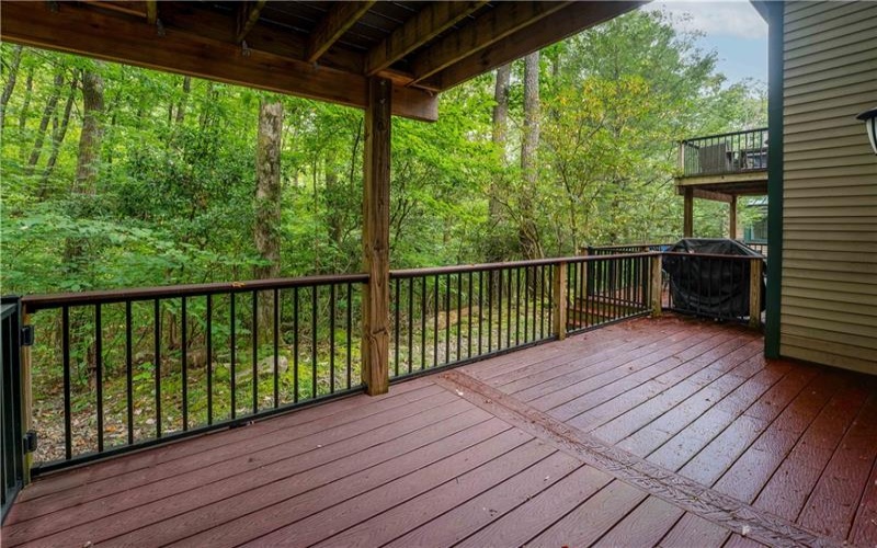 531-533 Laurel Pond, Farmington, 15437, 3 Bedroom Bedrooms, 7 Room Rooms,3 BathroomBathrooms,Residential,For Sale,Laurel Pond,1773748