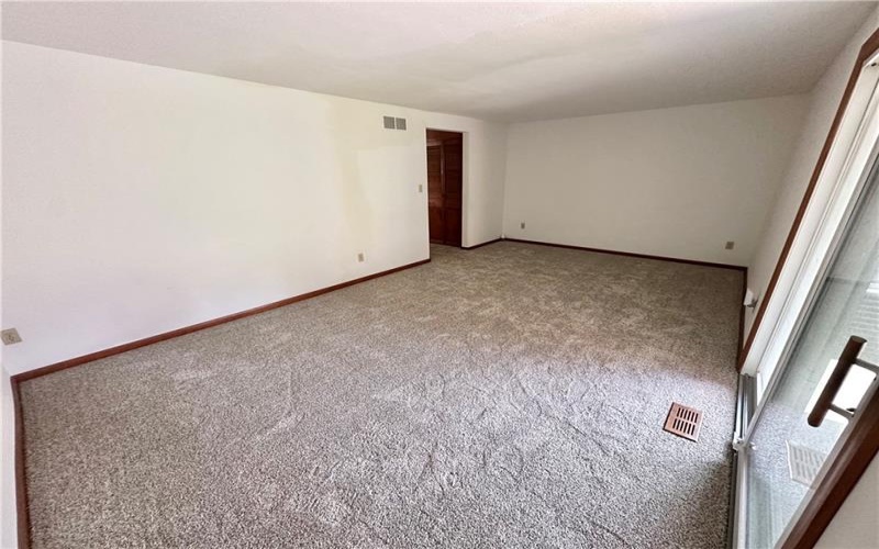 1056 Cranston Dr, Greensburg, 15601, 2 Bedroom Bedrooms, 5 Room Rooms,1.1 BathroomBathrooms,Residential,For Sale,Cranston Dr,1773751