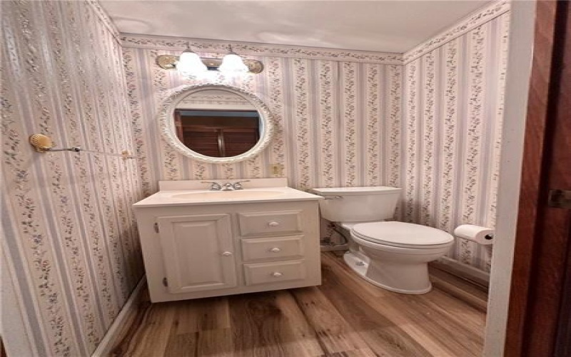 1056 Cranston Dr, Greensburg, 15601, 2 Bedroom Bedrooms, 5 Room Rooms,1.1 BathroomBathrooms,Residential,For Sale,Cranston Dr,1773751