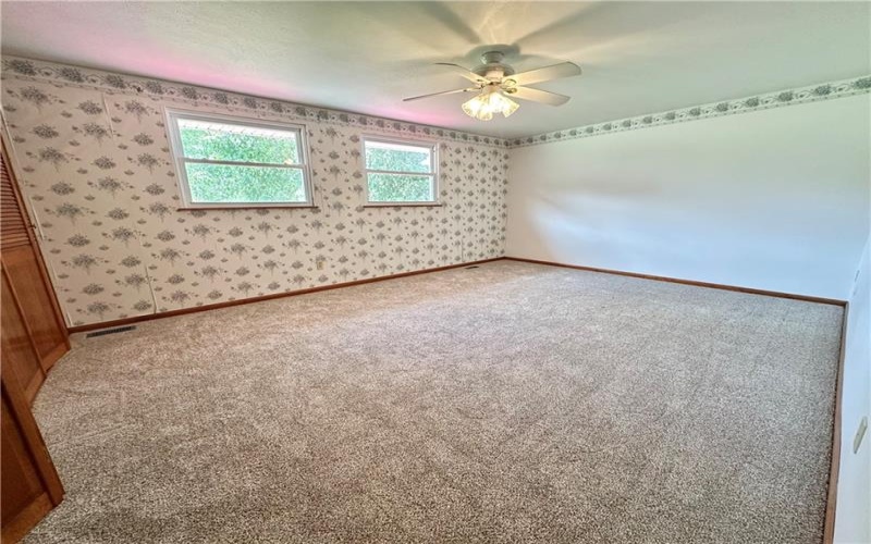 1056 Cranston Dr, Greensburg, 15601, 2 Bedroom Bedrooms, 5 Room Rooms,1.1 BathroomBathrooms,Residential,For Sale,Cranston Dr,1773751