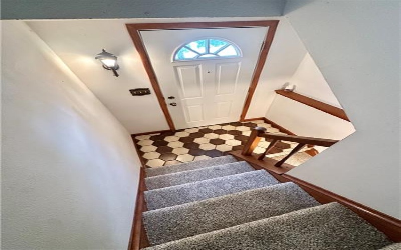 1056 Cranston Dr, Greensburg, 15601, 2 Bedroom Bedrooms, 5 Room Rooms,1.1 BathroomBathrooms,Residential,For Sale,Cranston Dr,1773751