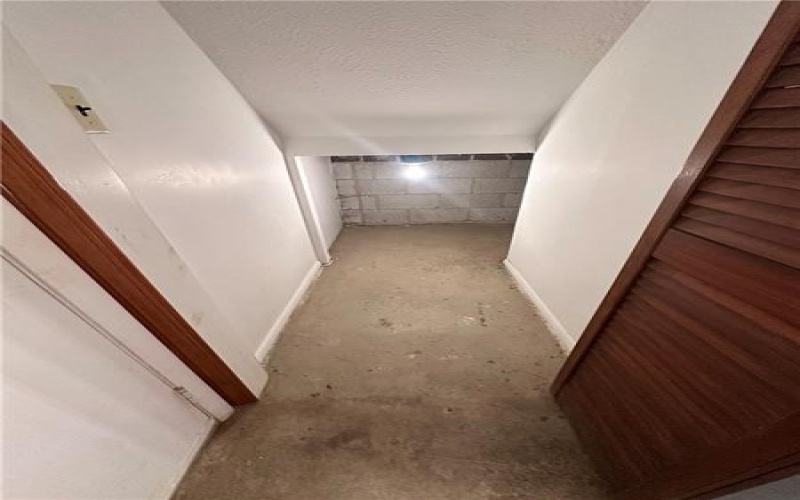 1056 Cranston Dr, Greensburg, 15601, 2 Bedroom Bedrooms, 5 Room Rooms,1.1 BathroomBathrooms,Residential,For Sale,Cranston Dr,1773751
