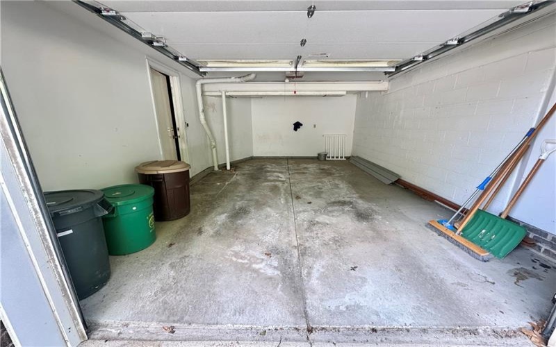 1056 Cranston Dr, Greensburg, 15601, 2 Bedroom Bedrooms, 5 Room Rooms,1.1 BathroomBathrooms,Residential,For Sale,Cranston Dr,1773751