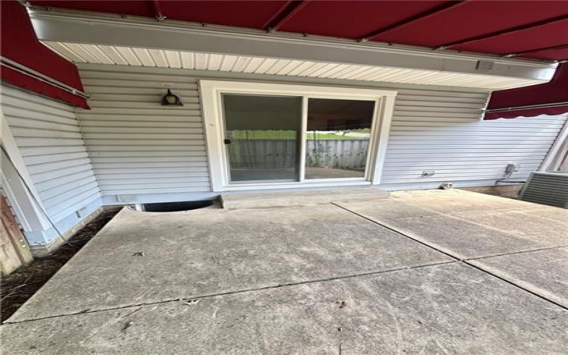 1056 Cranston Dr, Greensburg, 15601, 2 Bedroom Bedrooms, 5 Room Rooms,1.1 BathroomBathrooms,Residential,For Sale,Cranston Dr,1773751