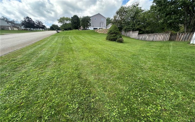 1056 Cranston Dr, Greensburg, 15601, 2 Bedroom Bedrooms, 5 Room Rooms,1.1 BathroomBathrooms,Residential,For Sale,Cranston Dr,1773751