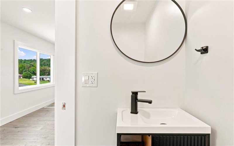 466 Old Route 51, Smock, 15480, 3 Bedroom Bedrooms, ,1.1 BathroomBathrooms,Residential,For Sale,Old Route 51,1773823