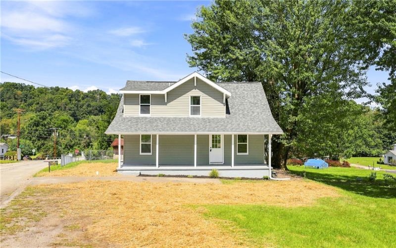 466 Old Route 51, Smock, 15480, 3 Bedroom Bedrooms, ,1.1 BathroomBathrooms,Residential,For Sale,Old Route 51,1773823