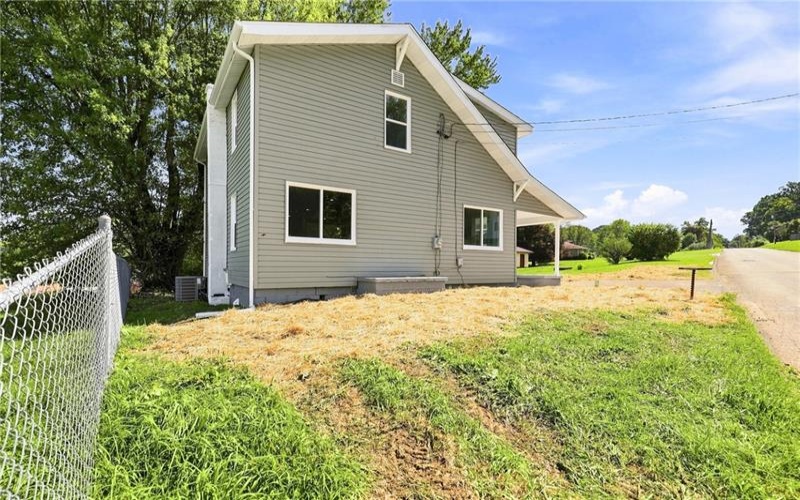 466 Old Route 51, Smock, 15480, 3 Bedroom Bedrooms, ,1.1 BathroomBathrooms,Residential,For Sale,Old Route 51,1773823