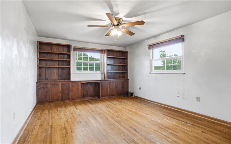1210 Mount Pleasant Rd, West Newton, 15089, 5 Bedroom Bedrooms, 10 Room Rooms,1.1 BathroomBathrooms,Residential,For Sale,Mount Pleasant Rd,1773602
