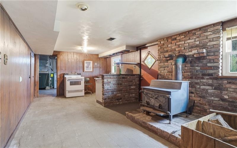 1210 Mount Pleasant Rd, West Newton, 15089, 5 Bedroom Bedrooms, 10 Room Rooms,1.1 BathroomBathrooms,Residential,For Sale,Mount Pleasant Rd,1773602