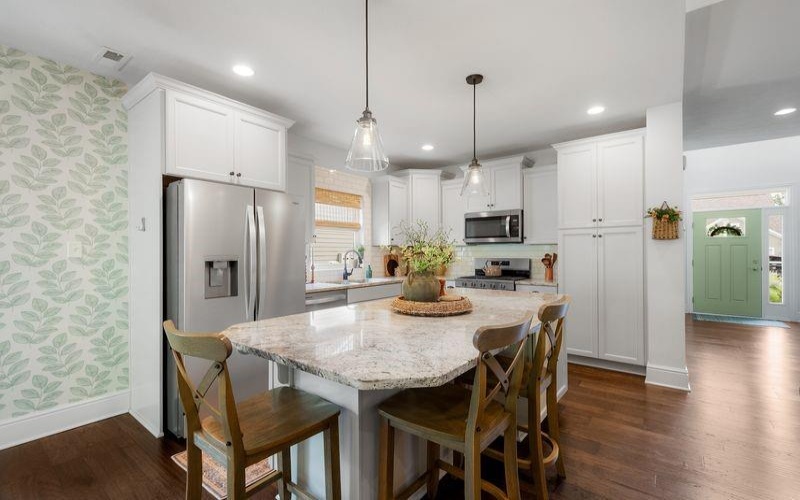 124 Summer Ln, Mc Donald, 15057, 3 Bedroom Bedrooms, 10 Room Rooms,2.1 BathroomBathrooms,Residential,For Sale,Summer Ln,1772873