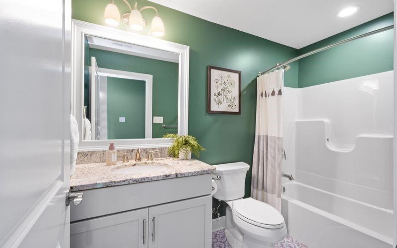 124 Summer Ln, Mc Donald, 15057, 3 Bedroom Bedrooms, 10 Room Rooms,2.1 BathroomBathrooms,Residential,For Sale,Summer Ln,1772873