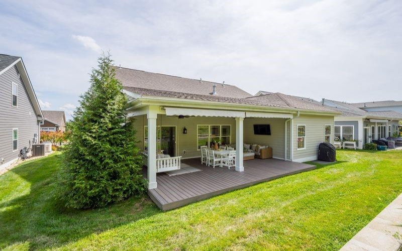 124 Summer Ln, Mc Donald, 15057, 3 Bedroom Bedrooms, 10 Room Rooms,2.1 BathroomBathrooms,Residential,For Sale,Summer Ln,1772873