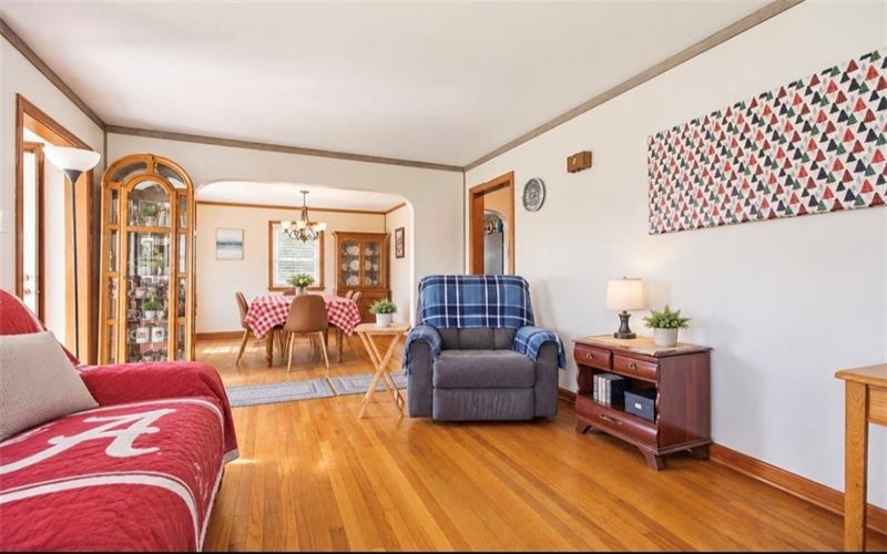 223 Crescent Dr, Greensburg, 15601, 3 Bedroom Bedrooms, ,1 BathroomBathrooms,Residential,For Sale,Crescent Dr,1773632
