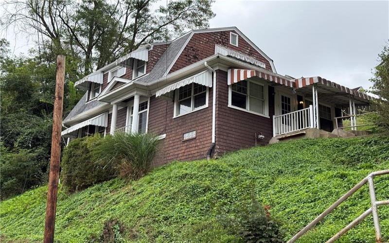 401 3rd St, Monongahela, 15063, 2 Bedroom Bedrooms, 6 Room Rooms,1 BathroomBathrooms,Residential,For Sale,3rd St,1773699