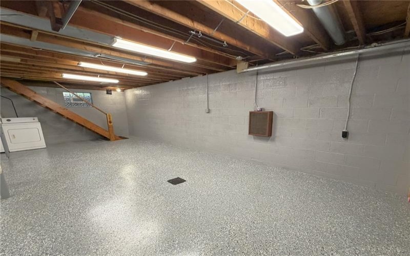 252 Wolfe Nursery Road, 15601, 15601, 2 Bedroom Bedrooms, 7 Room Rooms,2 BathroomBathrooms,Residential,For Sale,Wolfe Nursery Road,1773706