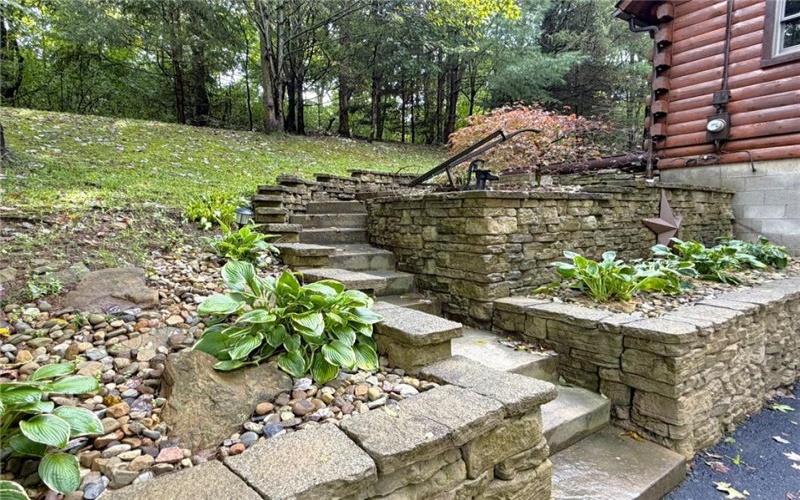 252 Wolfe Nursery Road, 15601, 15601, 2 Bedroom Bedrooms, 7 Room Rooms,2 BathroomBathrooms,Residential,For Sale,Wolfe Nursery Road,1773706