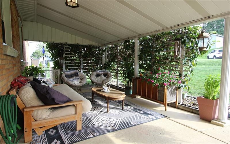 126 Third Ave, New Eagle, 15067, 2 Bedroom Bedrooms, 10 Room Rooms,2 BathroomBathrooms,Residential,For Sale,Third Ave,1773729