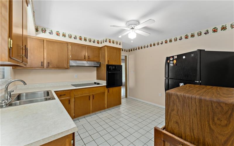 25 Barclay St, Greensburg, 15601, 3 Bedroom Bedrooms, 8 Room Rooms,2 BathroomBathrooms,Residential,For Sale,Barclay St,1773740