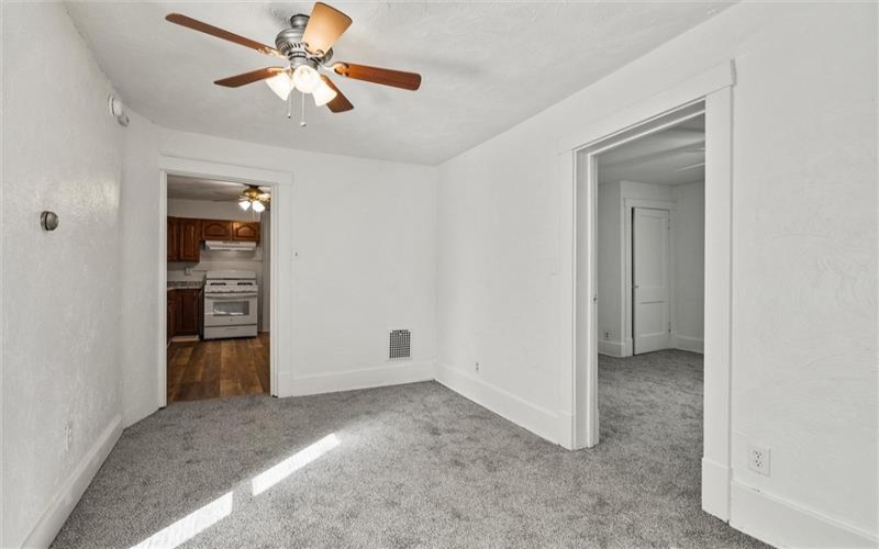 1909 Woodmont Avenue, New Kensington, 15068, 4 Bedroom Bedrooms, 10 Room Rooms,2 BathroomBathrooms,Residential,For Sale,Woodmont Avenue,1773766
