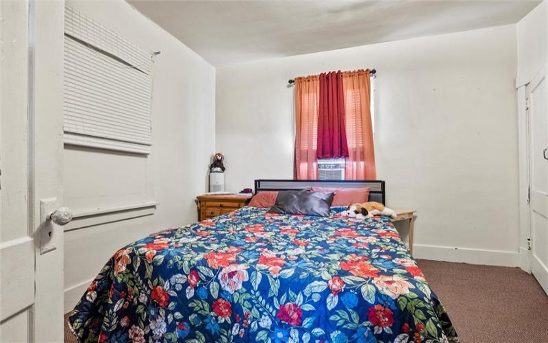 1909 Woodmont Avenue, New Kensington, 15068, 4 Bedroom Bedrooms, 10 Room Rooms,2 BathroomBathrooms,Residential,For Sale,Woodmont Avenue,1773766