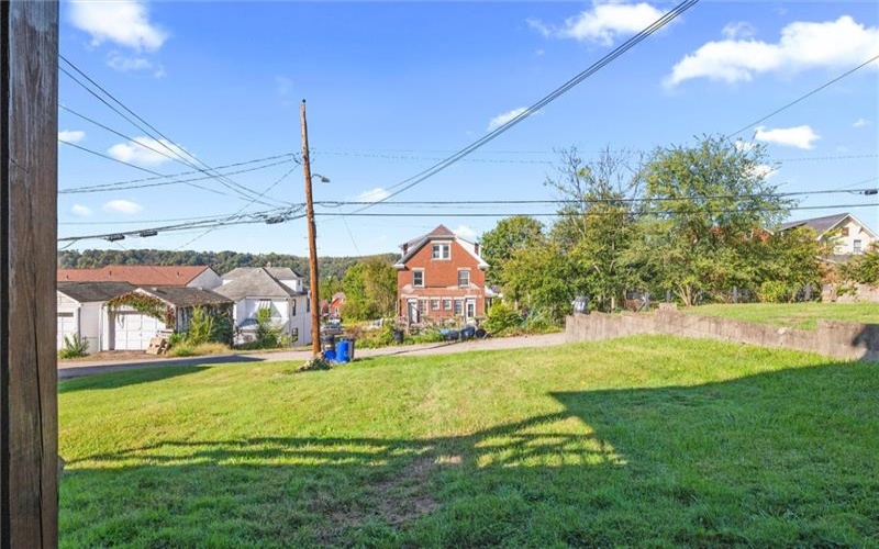 1909 Woodmont Avenue, New Kensington, 15068, 4 Bedroom Bedrooms, 10 Room Rooms,2 BathroomBathrooms,Residential,For Sale,Woodmont Avenue,1773766