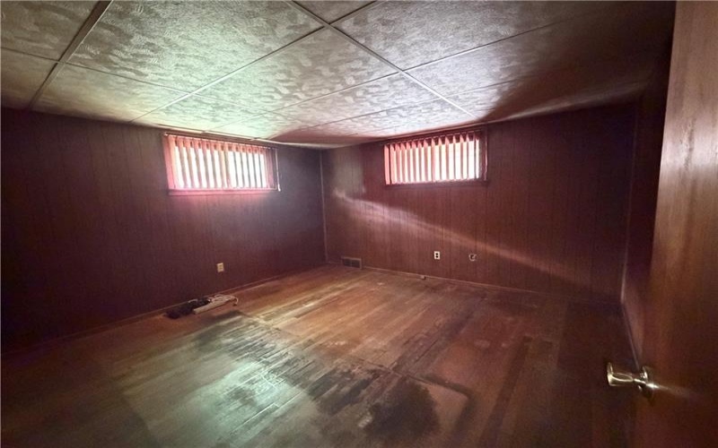 3031 Crawford Ave, Connellsville, 15425, 2 Bedroom Bedrooms, ,1 BathroomBathrooms,Residential,For Sale,Crawford Ave,1773778