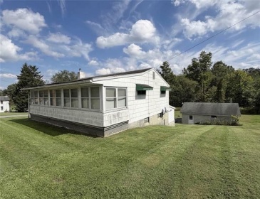 3031 Crawford Ave, Connellsville, 15425, 2 Bedroom Bedrooms, ,1 BathroomBathrooms,Residential,For Sale,Crawford Ave,1773778