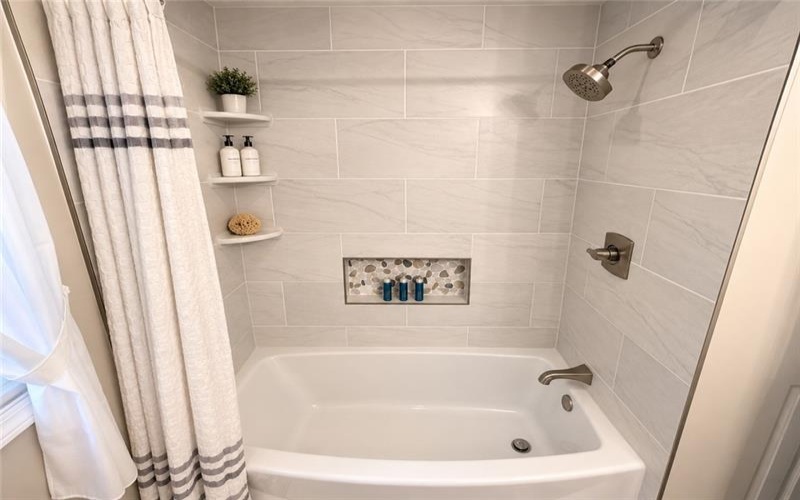 7449 National Pike, Uniontown, 15401, 3 Bedroom Bedrooms, 8 Room Rooms,3 BathroomBathrooms,Residential,For Sale,National Pike,1773830
