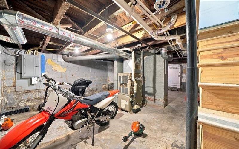 247 Maple St, Rillton, 15678, ,Multi-unit,For Sale,Maple St,1773849