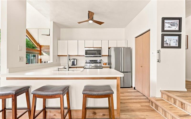 1727 Snowfield Run, Hidden Valley, 15502, 3 Bedroom Bedrooms, ,2 BathroomBathrooms,Residential,For Sale,Snowfield Run,1773898