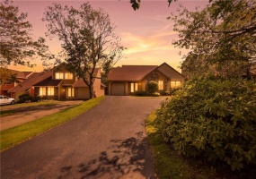 1727 Snowfield Run, Hidden Valley, 15502, 3 Bedroom Bedrooms, ,2 BathroomBathrooms,Residential,For Sale,Snowfield Run,1773898