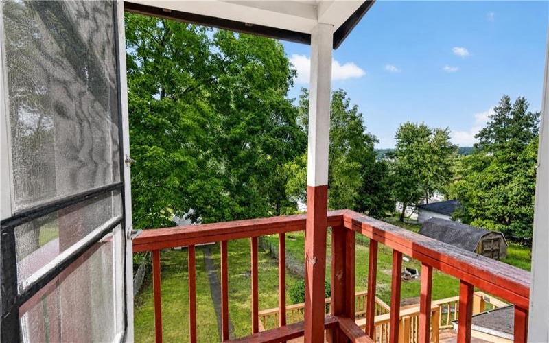 565 Broad St, Washington, 15301, 3 Bedroom Bedrooms, 7 Room Rooms,2 BathroomBathrooms,Residential,For Sale,Broad St,1773942