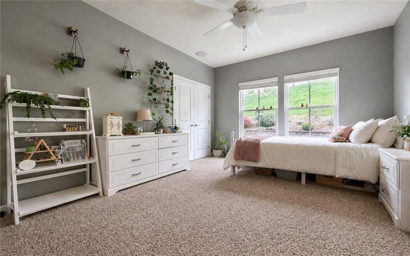 222 Overlook Drive, McMurray, 15317, 5 Bedroom Bedrooms, 13 Room Rooms,4 BathroomBathrooms,Residential,For Sale,Overlook Drive,1773960