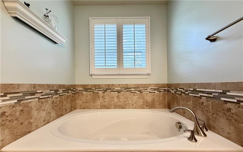 222 Overlook Drive, McMurray, 15317, 5 Bedroom Bedrooms, 13 Room Rooms,4 BathroomBathrooms,Residential,For Sale,Overlook Drive,1773960