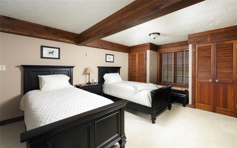 131 Tyburn LANE, Ligonier, 15658, 7 Bedroom Bedrooms, ,4.2 BathroomBathrooms,Residential,For Sale,Tyburn,1774015