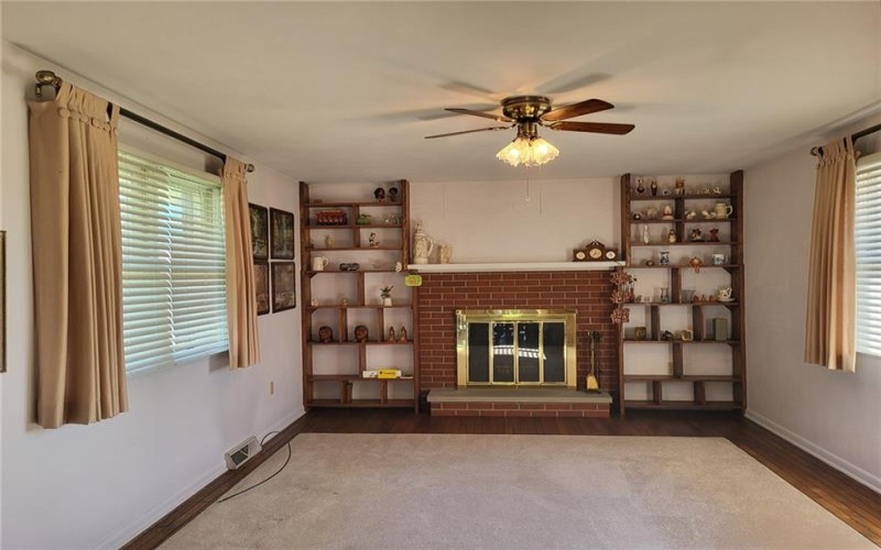 18 Joanne Dr, Latrobe, 15650, 3 Bedroom Bedrooms, 6 Room Rooms,1 BathroomBathrooms,Residential,For Sale,Joanne Dr,1773151