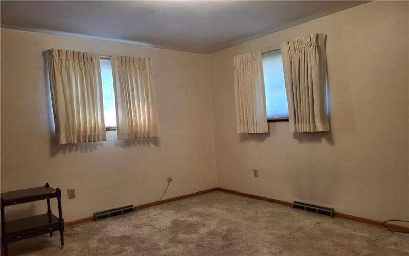 18 Joanne Dr, Latrobe, 15650, 3 Bedroom Bedrooms, 6 Room Rooms,1 BathroomBathrooms,Residential,For Sale,Joanne Dr,1773151