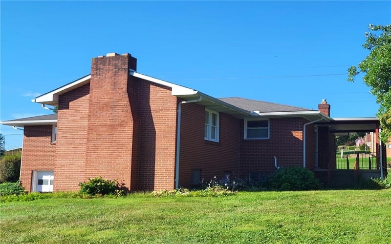 18 Joanne Dr, Latrobe, 15650, 3 Bedroom Bedrooms, 6 Room Rooms,1 BathroomBathrooms,Residential,For Sale,Joanne Dr,1773151