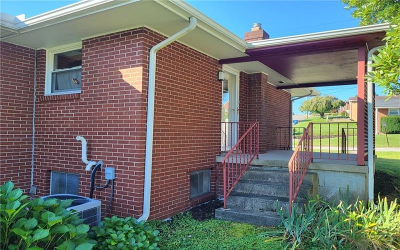 18 Joanne Dr, Latrobe, 15650, 3 Bedroom Bedrooms, 6 Room Rooms,1 BathroomBathrooms,Residential,For Sale,Joanne Dr,1773151