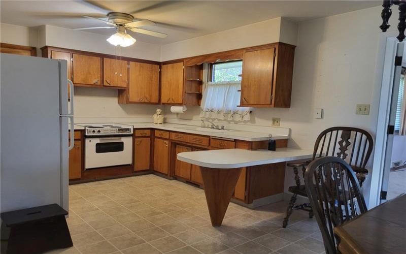 18 Joanne Dr, Latrobe, 15650, 3 Bedroom Bedrooms, 6 Room Rooms,1 BathroomBathrooms,Residential,For Sale,Joanne Dr,1773151