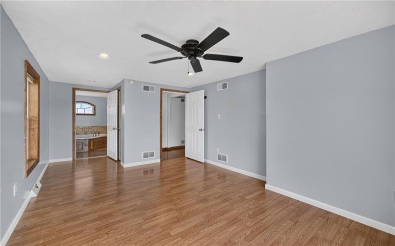 222 Cherry Ave, Houston, 15342, 3 Bedroom Bedrooms, 10 Room Rooms,2.1 BathroomBathrooms,Residential,For Sale,Cherry Ave,1773801