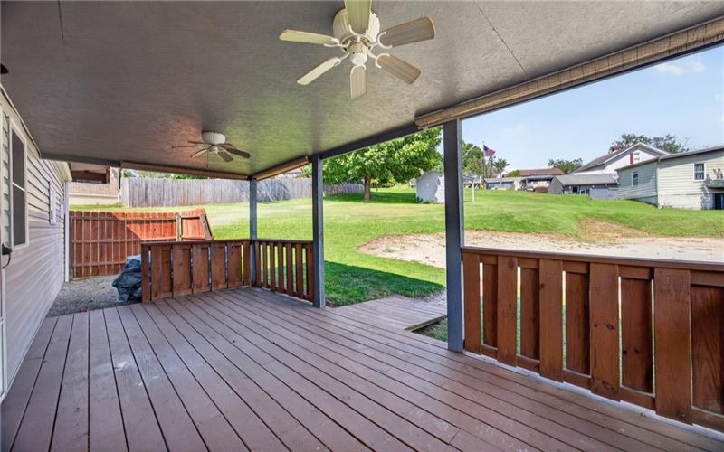 222 Cherry Ave, Houston, 15342, 3 Bedroom Bedrooms, 10 Room Rooms,2.1 BathroomBathrooms,Residential,For Sale,Cherry Ave,1773801