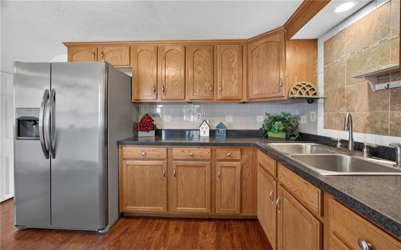 222 Cherry Ave, Houston, 15342, 3 Bedroom Bedrooms, 10 Room Rooms,2.1 BathroomBathrooms,Residential,For Sale,Cherry Ave,1773801