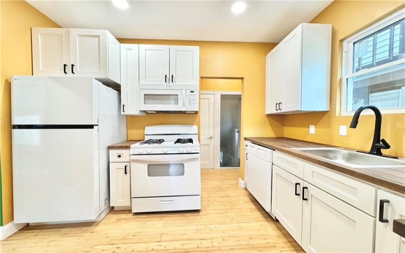 1528 Victoria Ave, Arnold, 15068, 3 Bedroom Bedrooms, 8 Room Rooms,2 BathroomBathrooms,Residential,For Sale,Victoria Ave,1773824