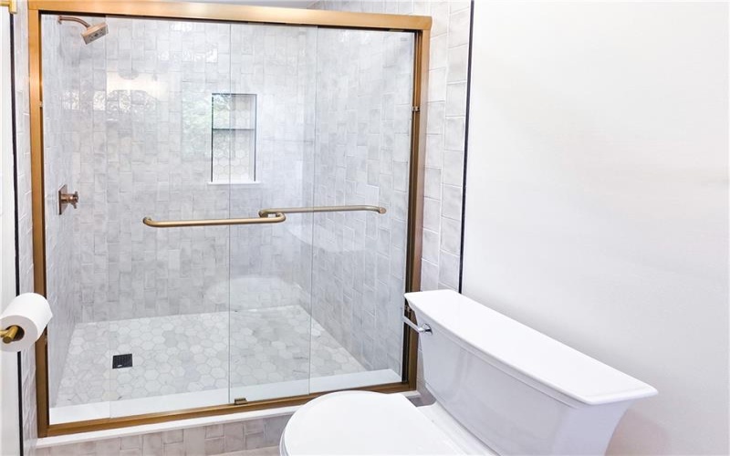350 Country Club Rd, Washington, 15301, 4 Bedroom Bedrooms, 9 Room Rooms,3 BathroomBathrooms,Residential,For Sale,Country Club Rd,1774018