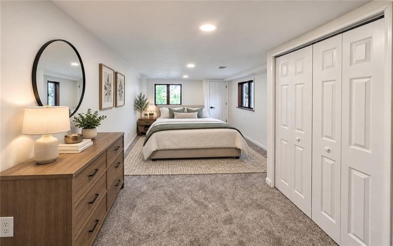 350 Country Club Rd, Washington, 15301, 4 Bedroom Bedrooms, 9 Room Rooms,3 BathroomBathrooms,Residential,For Sale,Country Club Rd,1774018